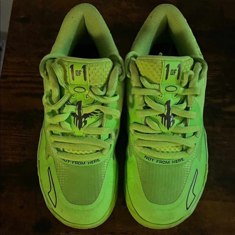 Puma Kids Neon Green Sneakers